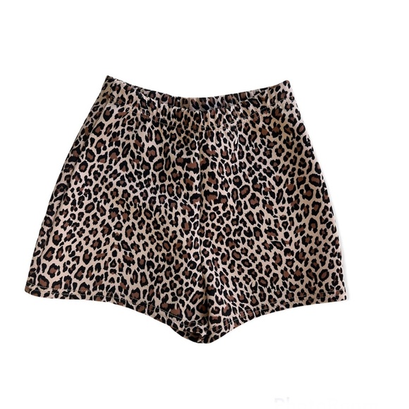 PrettyLittleThing Cheetah Print Shorts Size 4 - Picture 1 of 5